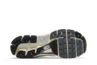 Nike Air Zoom Vomero 5 'Platinum Tint Photon Dust' HF0731-007 - Image 4