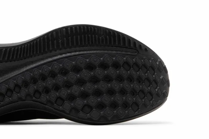 Nike Air Zoom Winflo 10 'Black Anthracite' DV4022-001 - Image 5