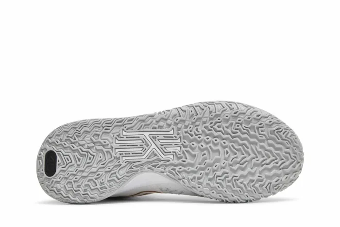 Nike Kyrie 7 EP 'Rings' CQ9327-101 - Image 4
