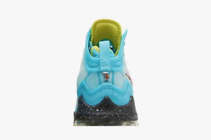 Nike LeBron 19 'Christmas' DC9338-400 - Image 7