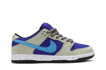 Nike SB Dunk Low 'ACG Celadon' BQ6817-301