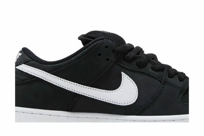 Nike SB Dunk Low 'Black Gum' CD2563-006 - Image 2