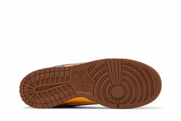 Nike SB Dunk Low Premium 'Newcastle Brown Ale' 313170-741 - Image 4