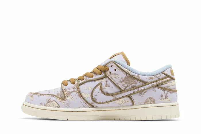Nike SB Dunk Low Premium 'Pastoral Print' FN5880-001 - Image 3