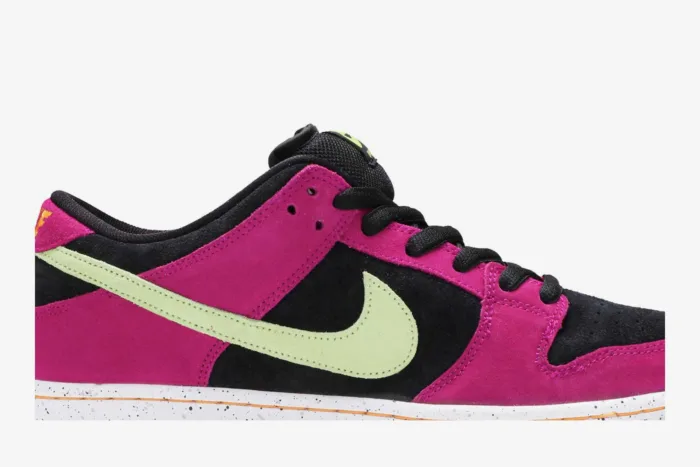 Nike SB Dunk Low Pro 'Red Plum' BQ6817-501 - Image 2