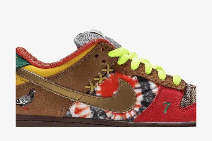 Nike SB Dunk Low 'What The Dunk' 318403-141 - Image 2