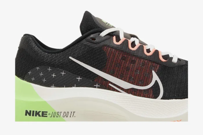 Nike Zoom Fly 5 'Black Ghost Green' FB1847-011 - Image 2