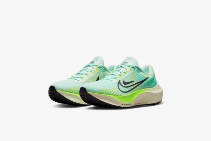 Nike Zoom Fly 5 'Mint Foam Ghost Green' DM8974-300 - Image 3