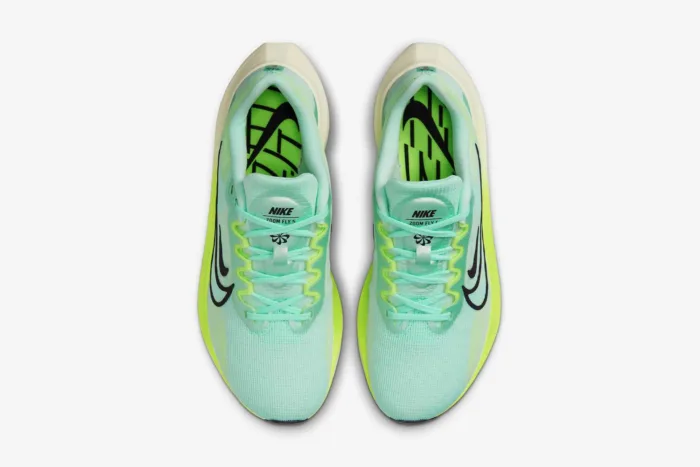 Nike Zoom Fly 5 'Mint Foam Ghost Green' DM8974-300 - Image 4