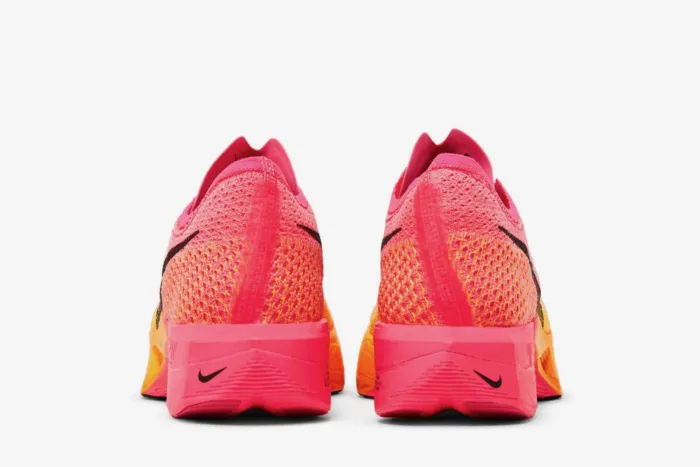 Nike ZoomX VaporFly Next% 3 'Hyper Pink' DV4129-600 - Image 6